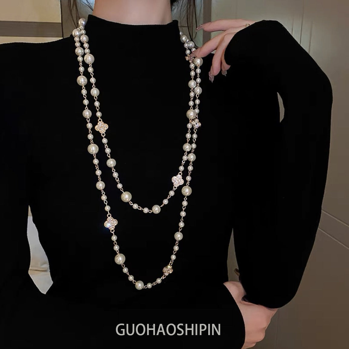 Women's Pearl Sweater Chain Necklace