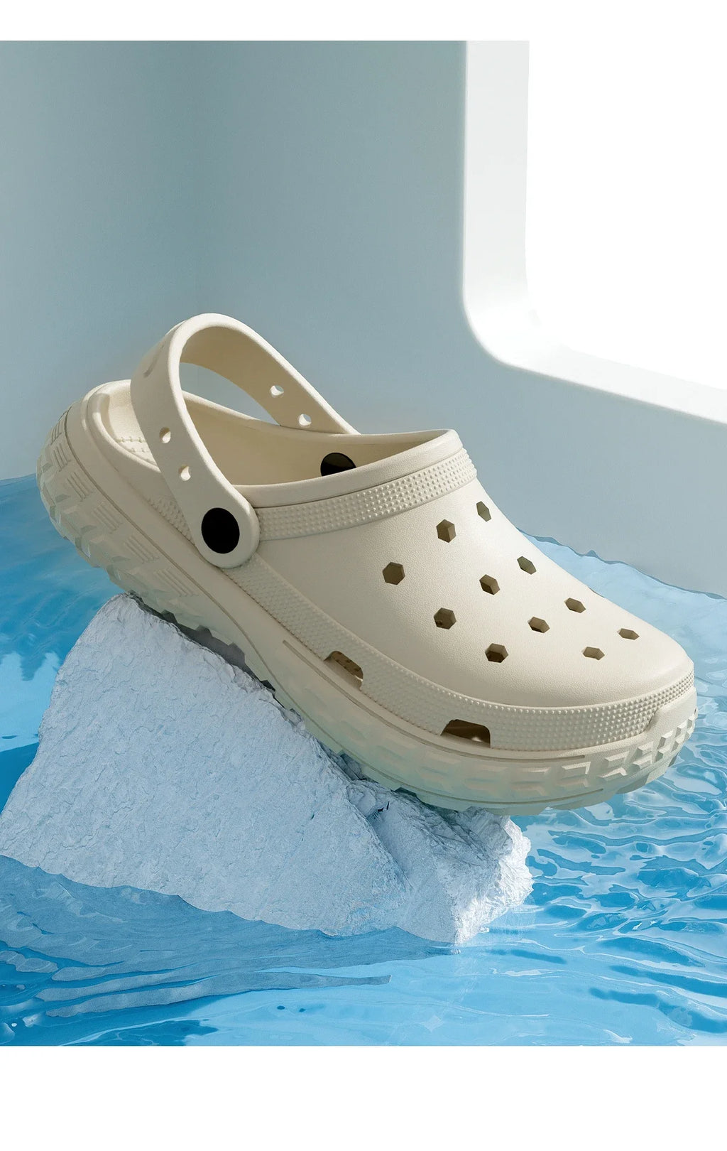2026 Women and Men's Hole Shoes Summer Non-Slip Outdoor Sandals Closed Toe Shit Feeling Beach Slippers Thick Bottom Soft Bottom